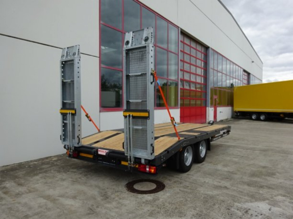 Möslein TTT 11-5,2P  Neuer Tandemtieflader - Low loader trailer: picture 4 Möslein TTT 11-5,2P  Neuer Tandemtieflader - Low loader trailer: picture 4