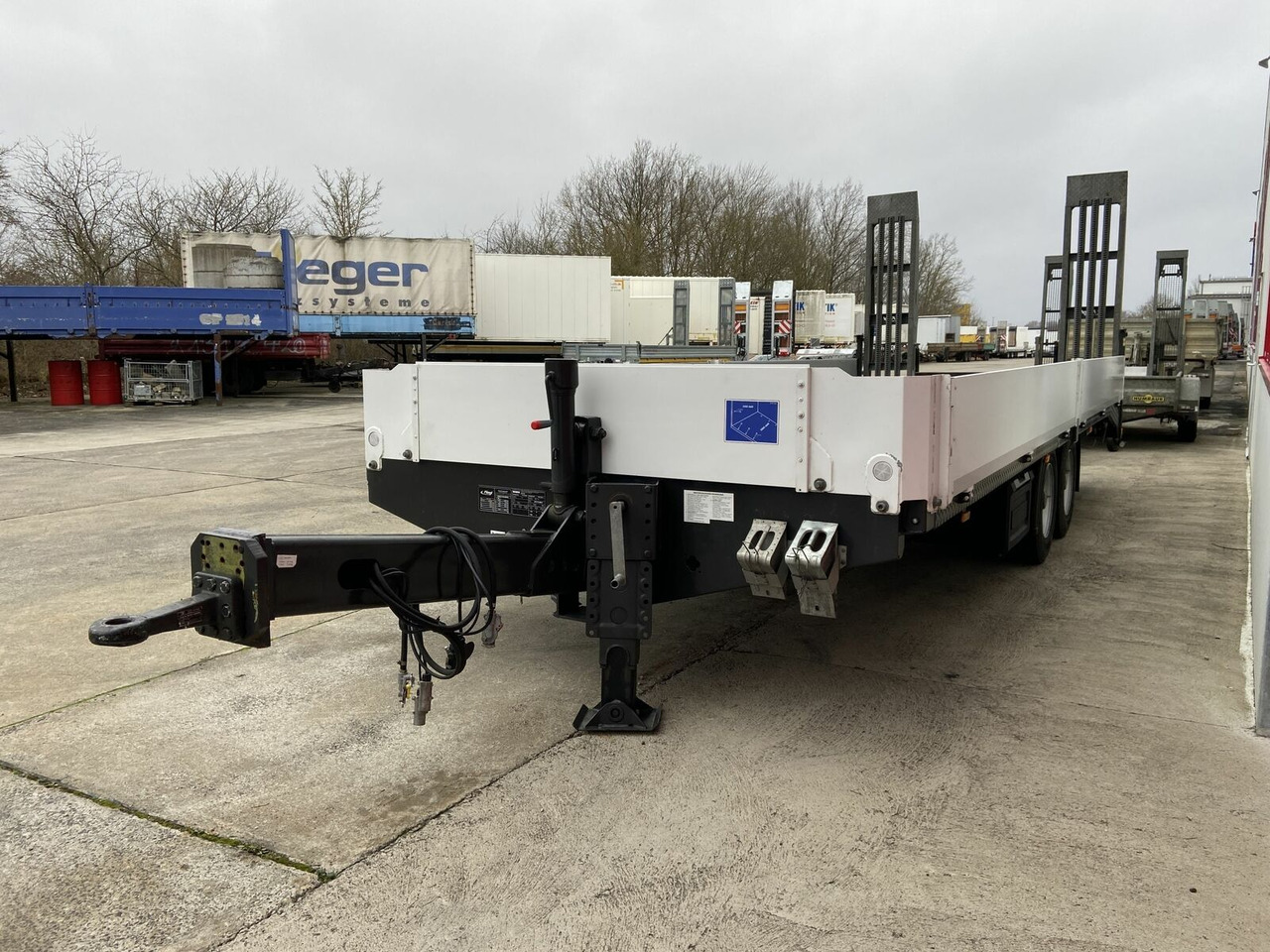 Tandemtieflader 7 m LadeflächeNeuwertig - Low loader trailer: picture 5 Tandemtieflader 7 m LadeflächeNeuwertig - Low loader trailer: picture 5