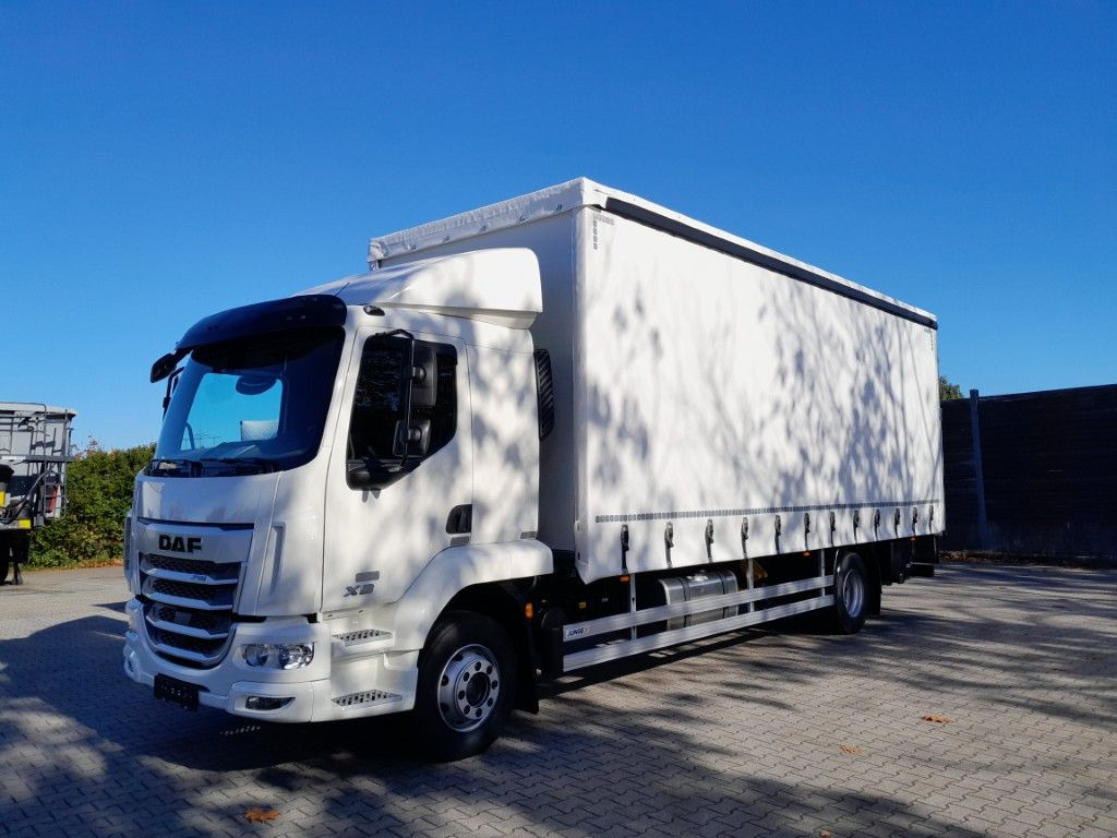 DAF FA XB 290 16t Junge Curtainside Bär LBW - Curtainsider truck: picture 1 DAF FA XB 290 16t Junge Curtainside Bär LBW - Curtainsider truck: picture 1