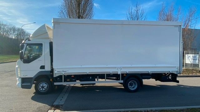 DAF LF 210 8t Pritsche-Plane LBW Tageszulassung - Curtainsider truck: picture 3 DAF LF 210 8t Pritsche-Plane LBW Tageszulassung - Curtainsider truck: picture 3