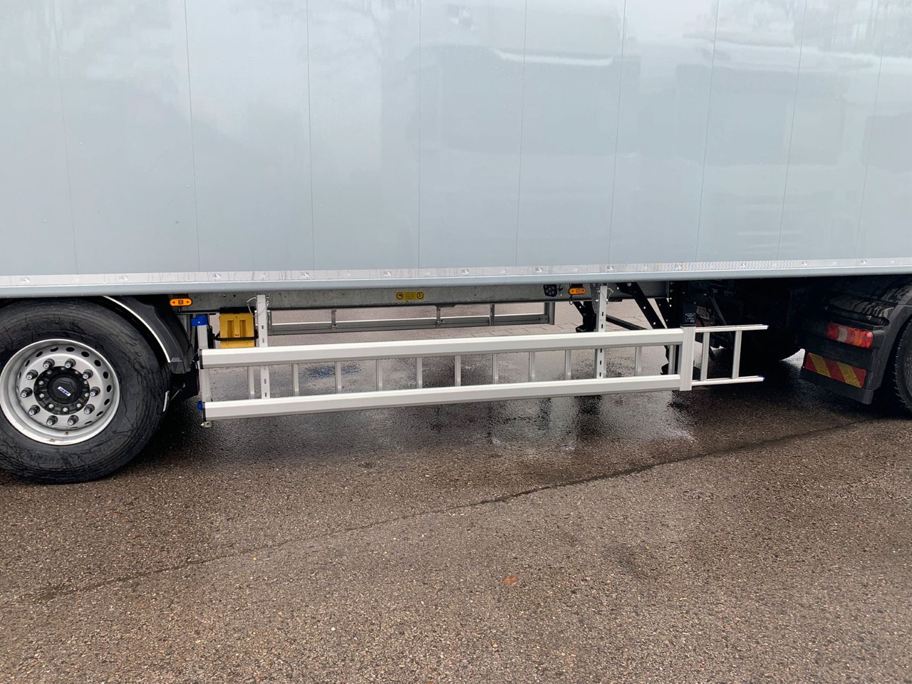 Stas bioSTAR 90,6 cbm - Walking floor semi-trailer: picture 4 Stas bioSTAR 90,6 cbm - Walking floor semi-trailer: picture 4