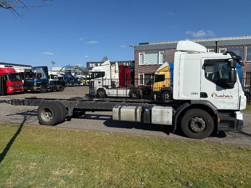 Cab chassis truck Volvo FE 280 euro 6 ! 11-2016 only 301.000 km: picture 6