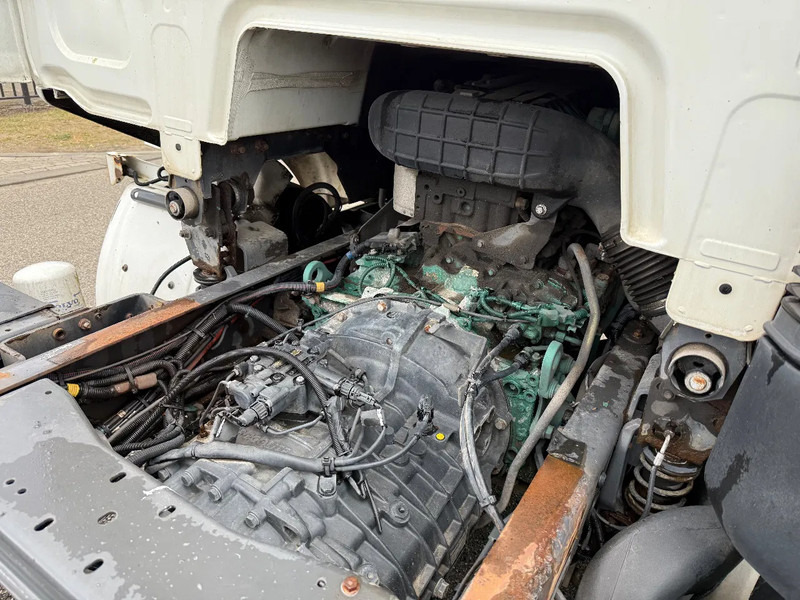 Cab chassis truck Volvo FL 250 pk 2013 euro 5: picture 13