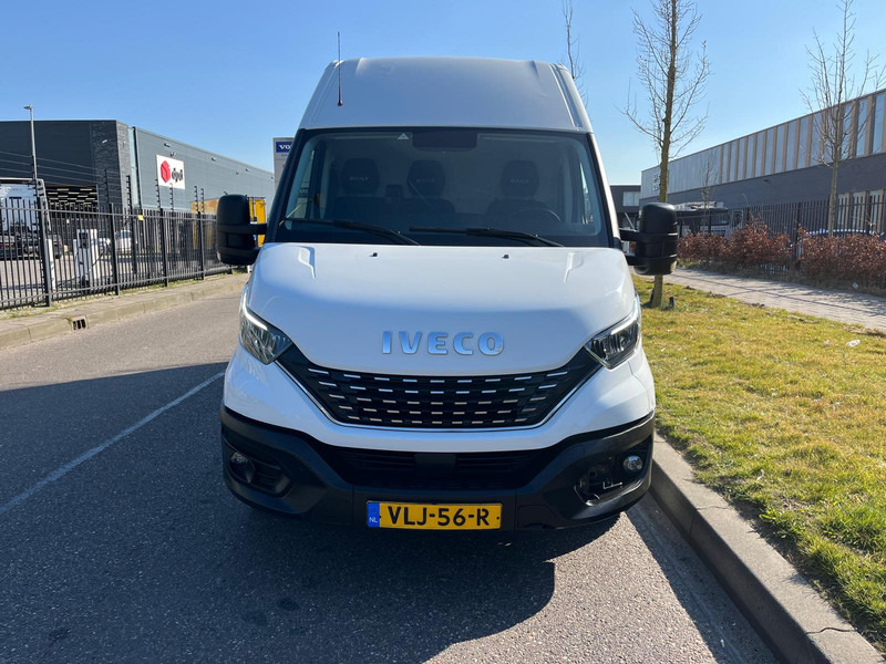 Iveco Daily 35 S 16V, Hi-Matic, 352 L H3, Airco, Camera - Panel van: picture 4 Iveco Daily 35 S 16V, Hi-Matic, 352 L H3, Airco, Camera - Panel van: picture 4