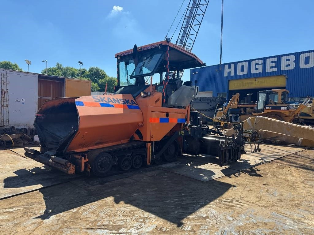 CAT AP 555 E - Asphalt paver: picture 1 CAT AP 555 E - Asphalt paver: picture 1
