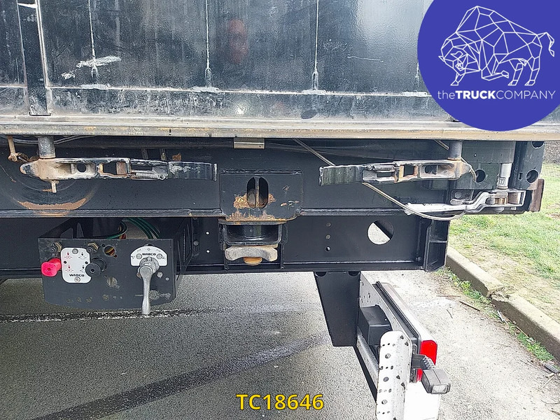 Container transporter/ Swap body semi-trailer Hoet Trailers + Caisse Libner 2018: picture 18