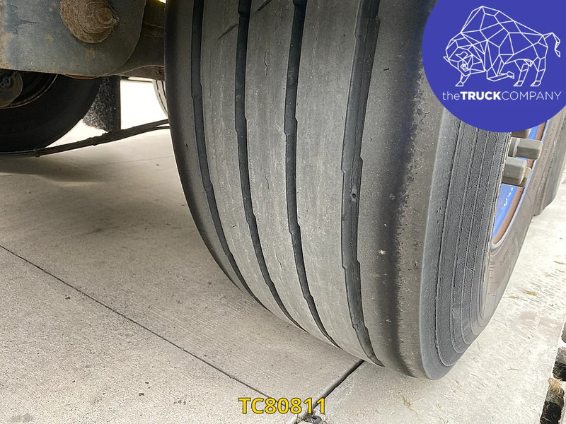 Closed box semi-trailer Van Hool: picture 17