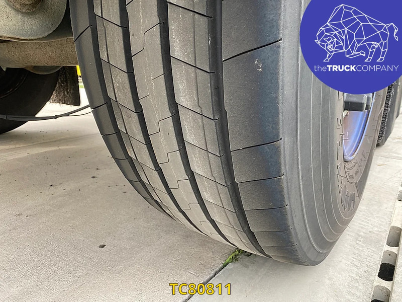 Closed box semi-trailer Van Hool: picture 18