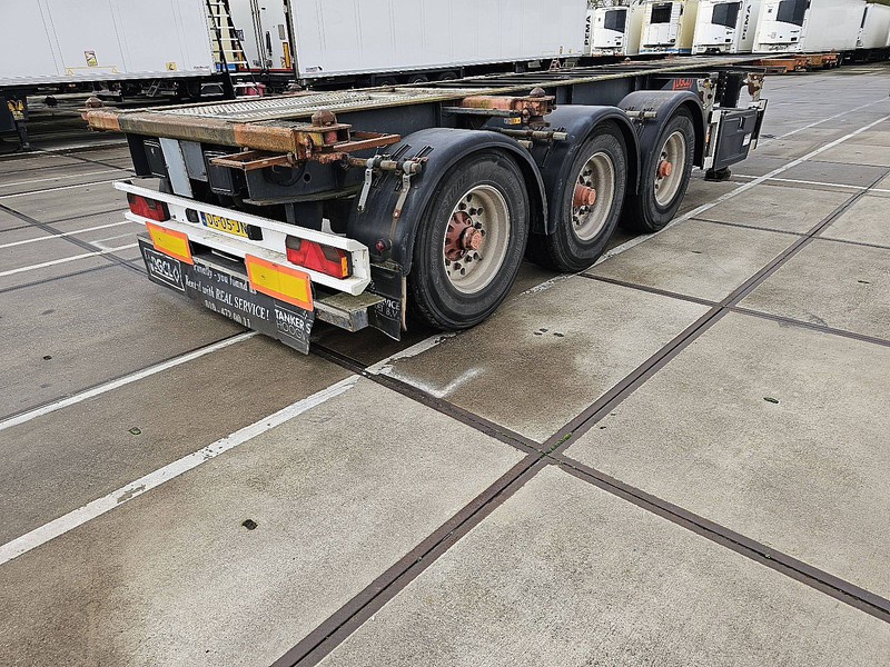 Groenewegen 30.03 CC- 12-27 - Container transporter/ Swap body semi-trailer: picture 2 Groenewegen 30.03 CC- 12-27 - Container transporter/ Swap body semi-trailer: picture 2