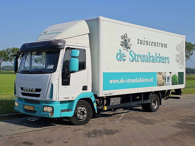 Iveco 75E18 EUROCARGO MANUAL LIFT 3 SEATS - Box truck: picture 2 Iveco 75E18 EUROCARGO MANUAL LIFT 3 SEATS - Box truck: picture 2
