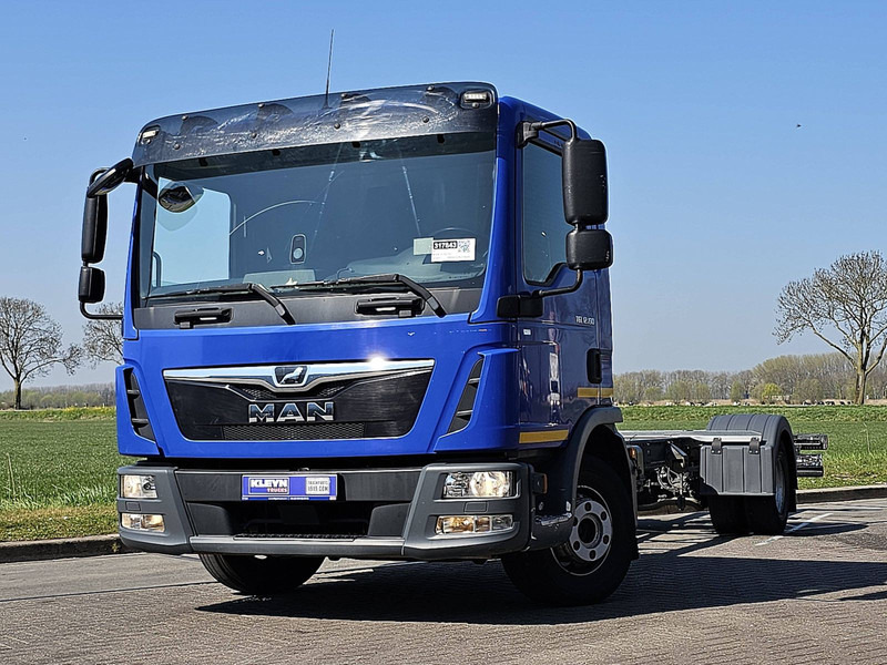 MAN 12.190 TGL BL AIRCO WB 485 - Cab chassis truck: picture 1 MAN 12.190 TGL BL AIRCO WB 485 - Cab chassis truck: picture 1