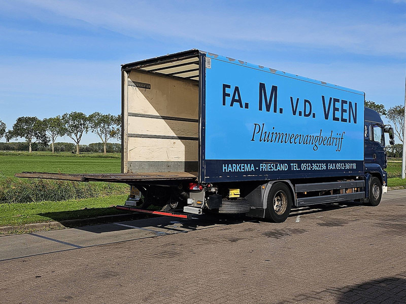 MAN 18.320 TGA LX LIFT NL-TRUCK - Box truck: picture 3 MAN 18.320 TGA LX LIFT NL-TRUCK - Box truck: picture 3