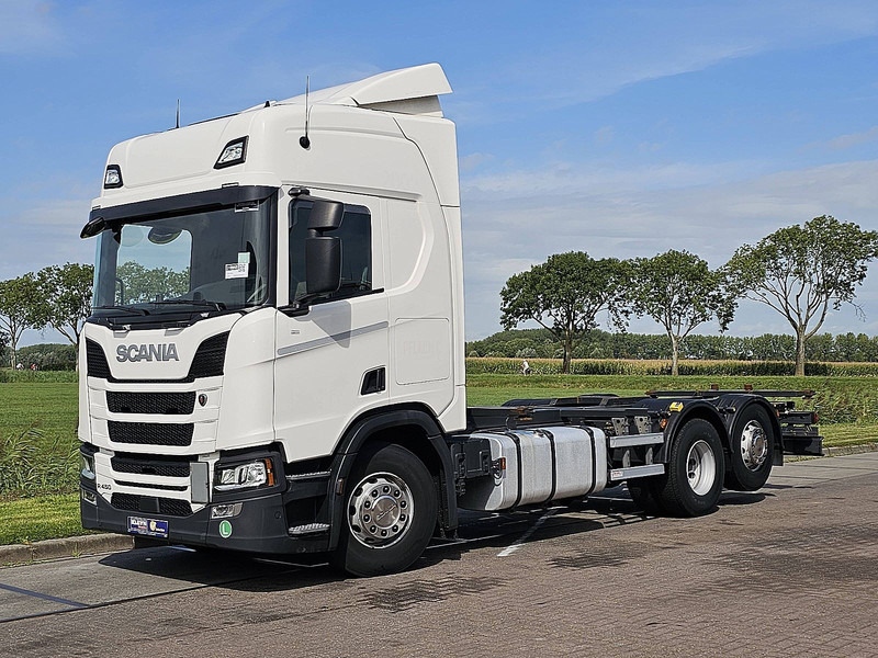 Scania R450 6X2*4 RET. LED WB475 - Container transporter/ Swap body truck: picture 2 Scania R450 6X2*4 RET. LED WB475 - Container transporter/ Swap body truck: picture 2