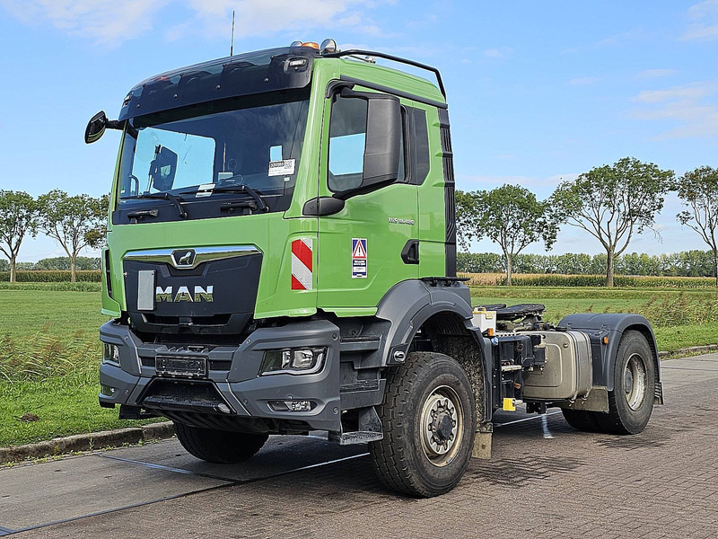 MAN 18.480 TGS 4X4H LEICHT UNFALL - Tractor unit: picture 2 MAN 18.480 TGS 4X4H LEICHT UNFALL - Tractor unit: picture 2
