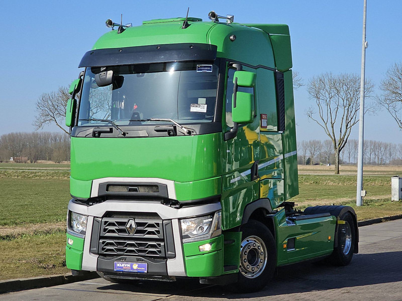 Renault T 520 HIGH ALCOA'S SKIRTS - Tractor unit: picture 2 Renault T 520 HIGH ALCOA'S SKIRTS - Tractor unit: picture 2