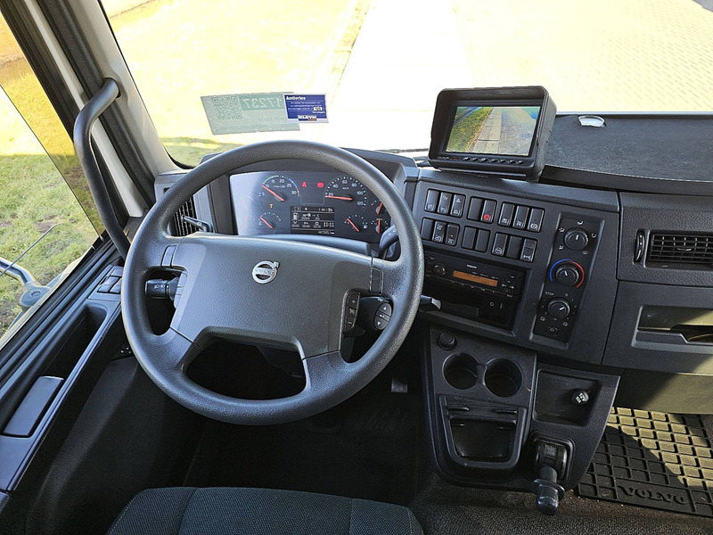 Interior photo 1: Box truck Volvo FL 220.12 AIRCO LIFT SIDE DOOR