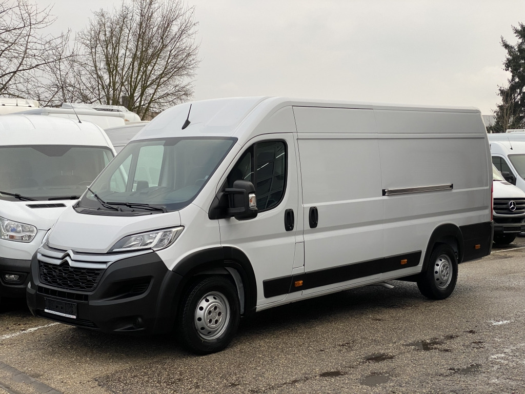 Lease a Citroen Jumper 35 L4H2 Club Heavy BlueHDi 140 Start&Stop Citroen Jumper 35 L4H2 Club Heavy BlueHDi 140 Start&Stop: picture 7