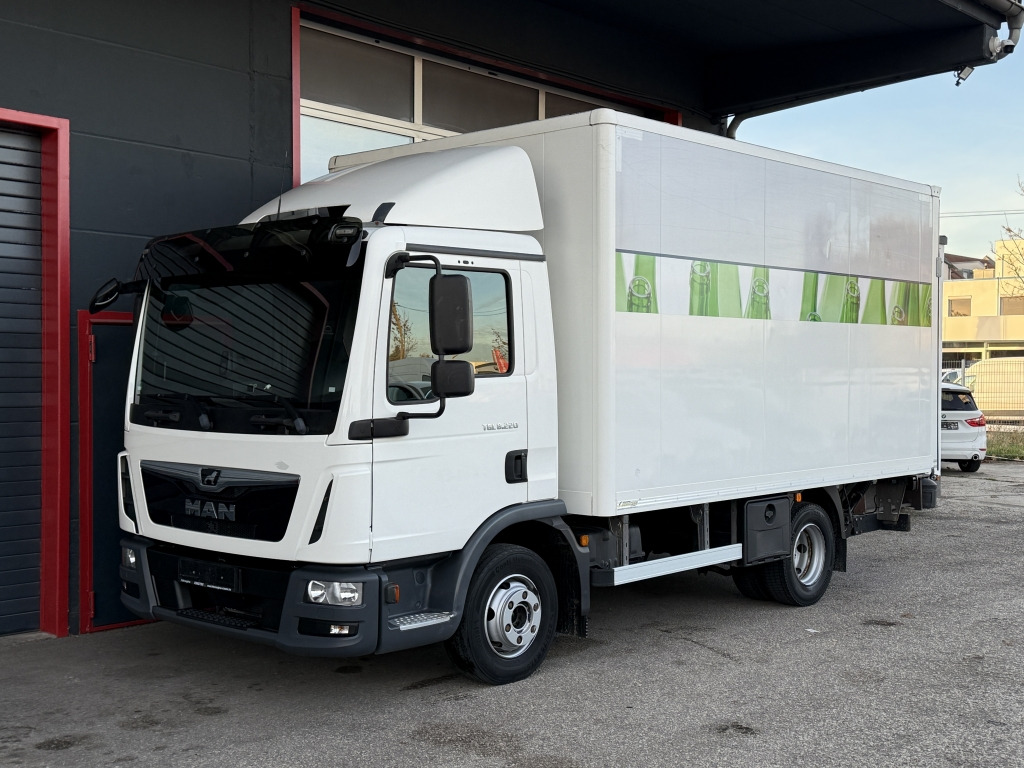 MAN TGL 8.220 Klima 4,45m+LBW AHK 1.Hand Ori.76.km - Box van: picture 1 MAN TGL 8.220 Klima 4,45m+LBW AHK 1.Hand Ori.76.km - Box van: picture 1