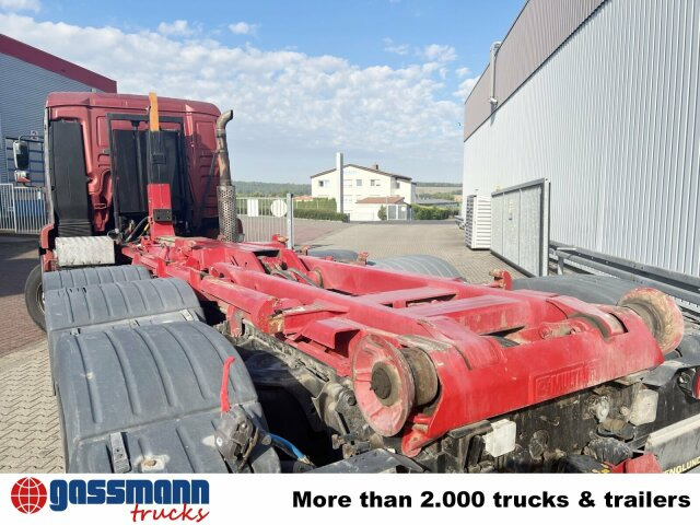 MAN TGA 25.530 8x4-4 BL, Lift-/Lenkachse - Hook lift truck: picture 3 MAN TGA 25.530 8x4-4 BL, Lift-/Lenkachse - Hook lift truck: picture 3