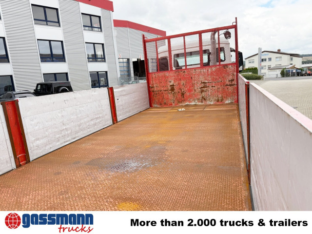 MAN TGS 33.400 6x4 BB, Navi, Heckkran PK18002-EH C, - Dropside/ Flatbed truck, Crane truck: picture 3 MAN TGS 33.400 6x4 BB, Navi, Heckkran PK18002-EH C, - Dropside/ Flatbed truck, Crane truck: picture 3