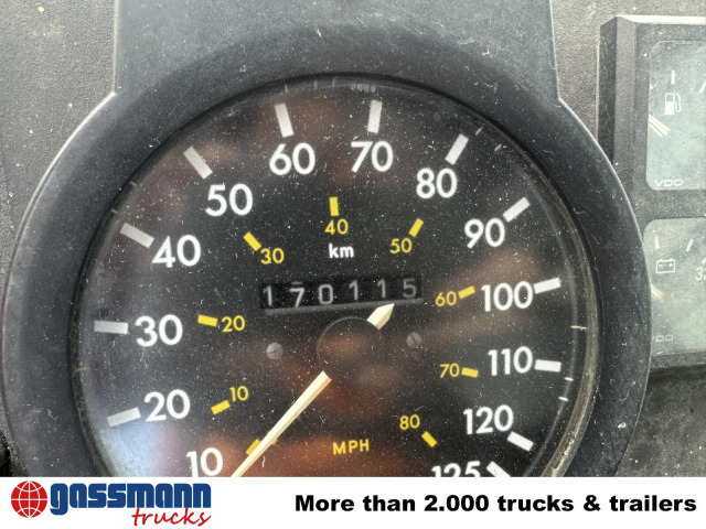 815 4x2 Terminal Tractor, Rangierfahrzeug - Tractor unit: picture 2 815 4x2 Terminal Tractor, Rangierfahrzeug - Tractor unit: picture 2