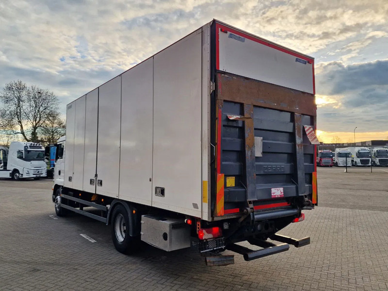 MAN TGM 18.290 4x2 - Sleepercab - Box with sidedoors - Loadlift - Full air - Euro 6 - Automatic - Box truck: picture 5 MAN TGM 18.290 4x2 - Sleepercab - Box with sidedoors - Loadlift - Full air - Euro 6 - Automatic - Box truck: picture 5