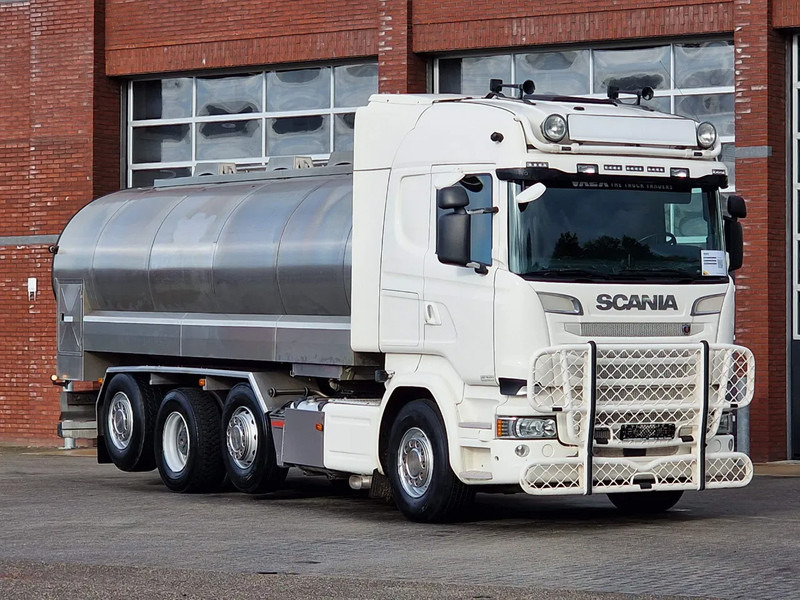 Scania R520 V8 8x2*4 - Milk tank - 19.000L - 4 compartments - Pump and counter - Retarder - Tank truck: picture 1 Scania R520 V8 8x2*4 - Milk tank - 19.000L - 4 compartments - Pump and counter - Retarder - Tank truck: picture 1