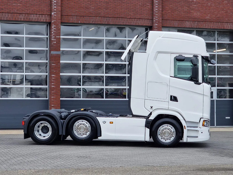 New Tractor unit Scania 590S V8 NGS Highline 6x2/4 - New - Full spec - Retarder - Night clima - New dashboard - Leather - NEW: picture 9