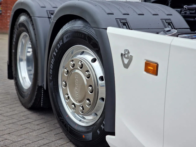 New Tractor unit Scania 590S V8 NGS Highline 6x2/4 - New - Full spec - Retarder - Night clima - New dashboard - Leather - NEW: picture 18