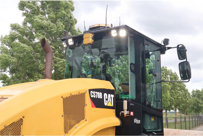 Roller Caterpillar CS78B | TRIMBLE GPS | GOOD CONDITION: picture 9