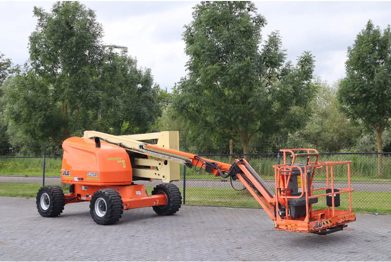 JLG 520AJ | 18 METER | 250 KG - Articulated boom: picture 5 JLG 520AJ | 18 METER | 250 KG - Articulated boom: picture 5