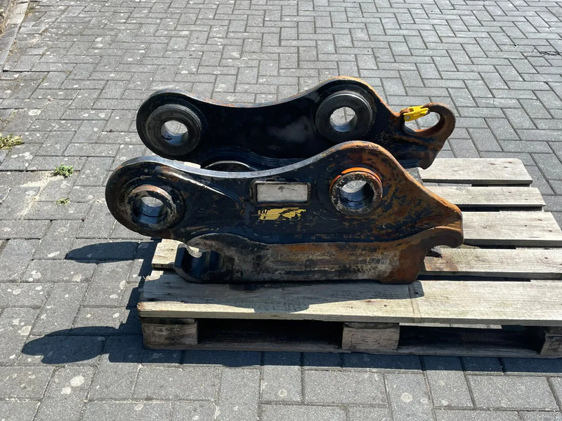 Klepp Mek KM70 HD-D | S70 | QUICK COUPLER | SNELWISSEL | SCHNELLWECHSLER - Demolition shears for Construction machinery: picture 4 Klepp Mek KM70 HD-D | S70 | QUICK COUPLER | SNELWISSEL | SCHNELLWECHSLER - Demolition shears for Construction machinery: picture 4