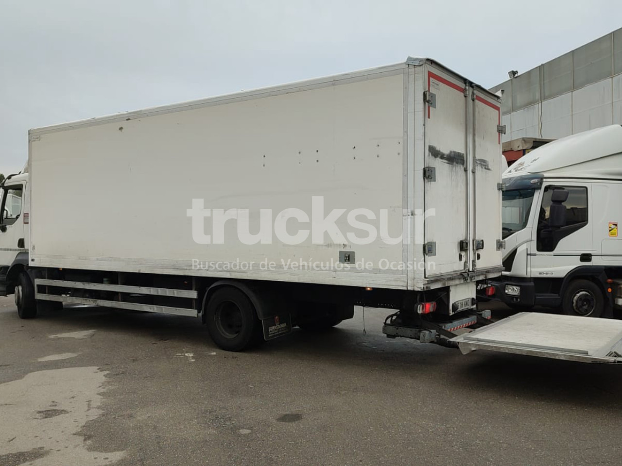 RENAULT D 14.240 - Box truck: picture 5 RENAULT D 14.240 - Box truck: picture 5