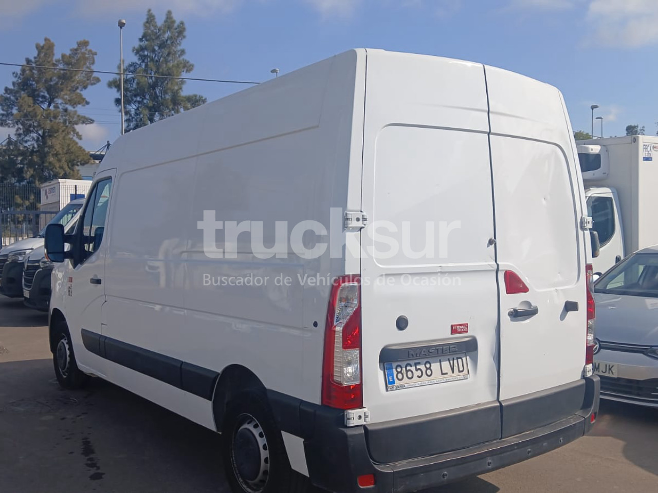 RENAULT MASTER L2H2 - Box van: picture 5 RENAULT MASTER L2H2 - Box van: picture 5
