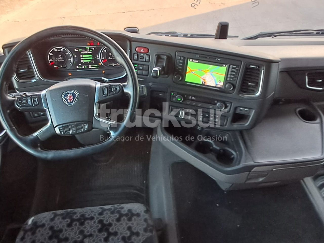 SCANIA R450 - Tractor unit: picture 5 SCANIA R450 - Tractor unit: picture 5