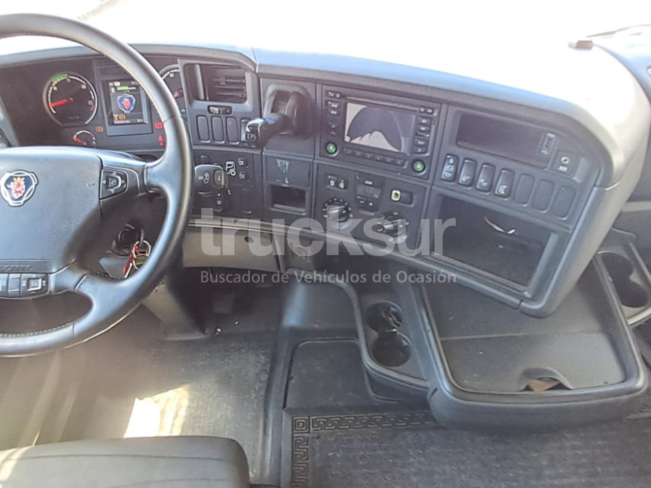 SCANIA R450 - Tractor unit: picture 5 SCANIA R450 - Tractor unit: picture 5