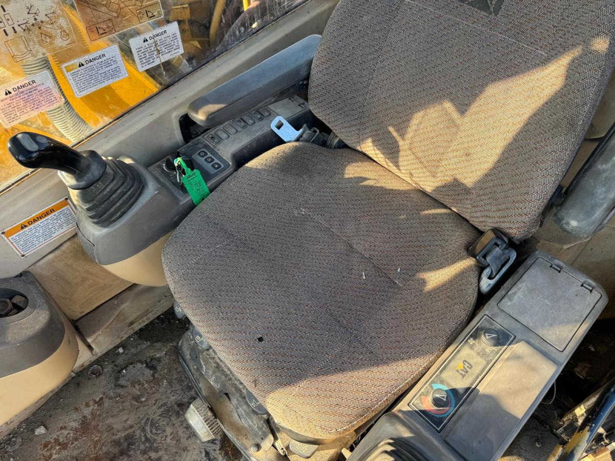 Crawler excavator Caterpillar 312BL: picture 17 Crawler excavator Caterpillar 312BL: picture 17
