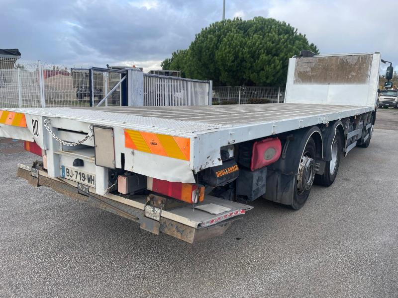 DAF CF75 310 - Dropside/ Flatbed truck: picture 2 DAF CF75 310 - Dropside/ Flatbed truck: picture 2