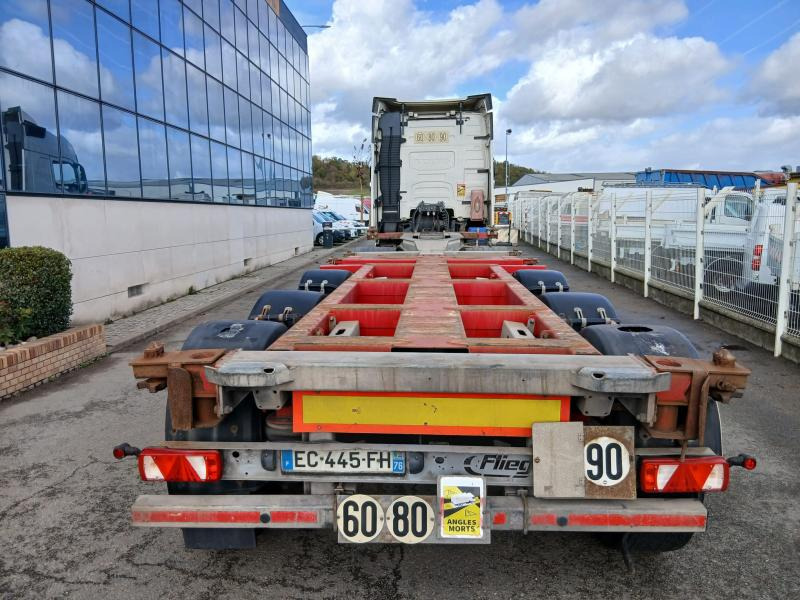 Fliegl  - Container transporter/ Swap body semi-trailer: picture 2 Fliegl  - Container transporter/ Swap body semi-trailer: picture 2