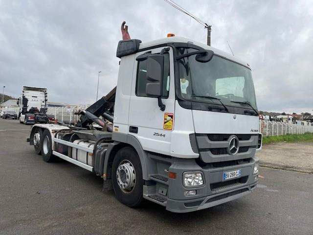 Mercedes Actros 2544 - Hook lift truck: picture 2 Mercedes Actros 2544 - Hook lift truck: picture 2