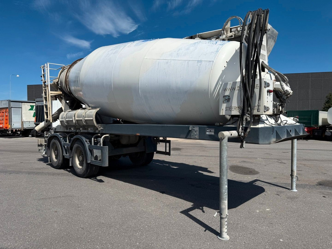 Mixer De Buf BM 12-36-2SPR m/ belt Theam  TSR15 - Concrete mixer semi-trailer: picture 3 Mixer De Buf BM 12-36-2SPR m/ belt Theam  TSR15 - Concrete mixer semi-trailer: picture 3
