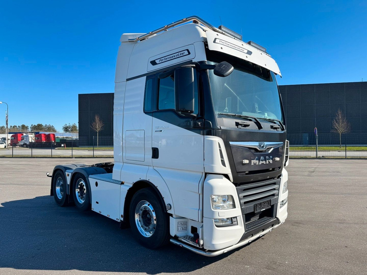 MAN TGX 26.500 6x2/2 XXL PerformanceLine - Tractor unit: picture 2 MAN TGX 26.500 6x2/2 XXL PerformanceLine - Tractor unit: picture 2