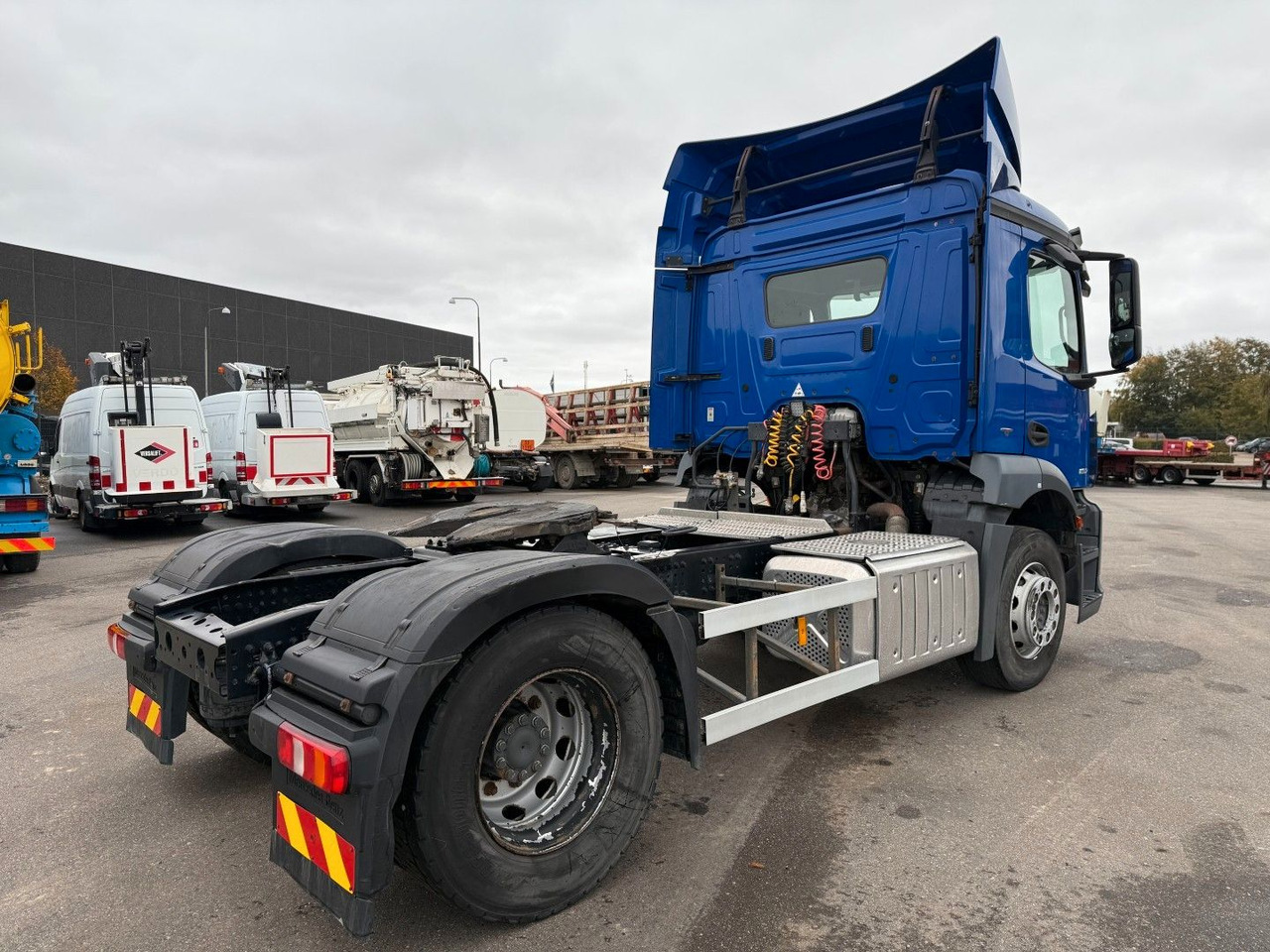 Mercedes-Benz Actros 1832 4x2 Euro 6 - Tractor unit: picture 3 Mercedes-Benz Actros 1832 4x2 Euro 6 - Tractor unit: picture 3