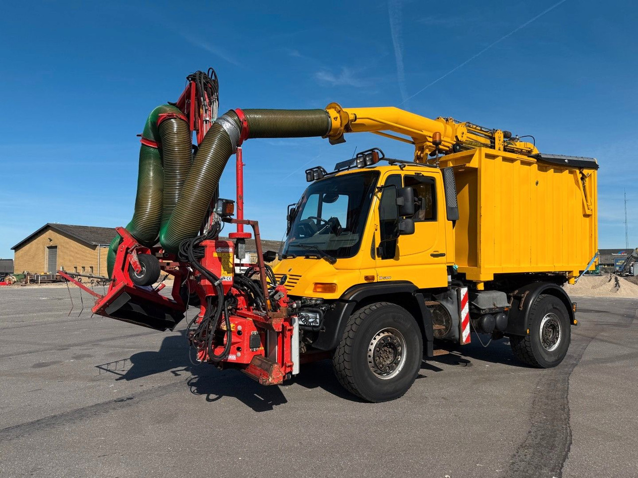 Unimog U500 4x4 / Dücker Kipper / Saug / Mäher MKT 15R - Tipper: picture 1 Unimog U500 4x4 / Dücker Kipper / Saug / Mäher MKT 15R - Tipper: picture 1