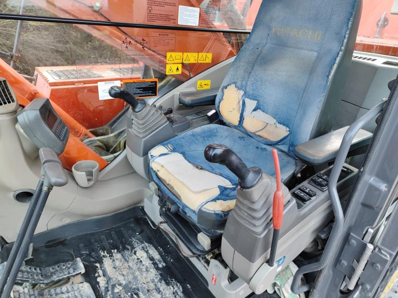 Hitachi ZX470LCH-3 - Crawler excavator: picture 5 Hitachi ZX470LCH-3 - Crawler excavator: picture 5