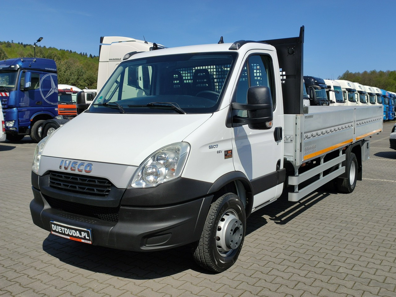 Iveco Daily 65C18 V H - Flatbed van: picture 4 Iveco Daily 65C18 V H - Flatbed van: picture 4