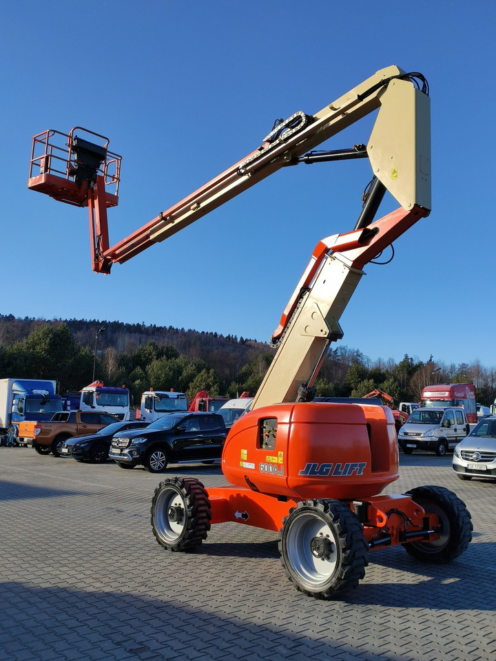 JLG 600AJ 4x4 PODNOŚNIK PRZEGUBOWY - Articulated boom: picture 5 JLG 600AJ 4x4 PODNOŚNIK PRZEGUBOWY - Articulated boom: picture 5