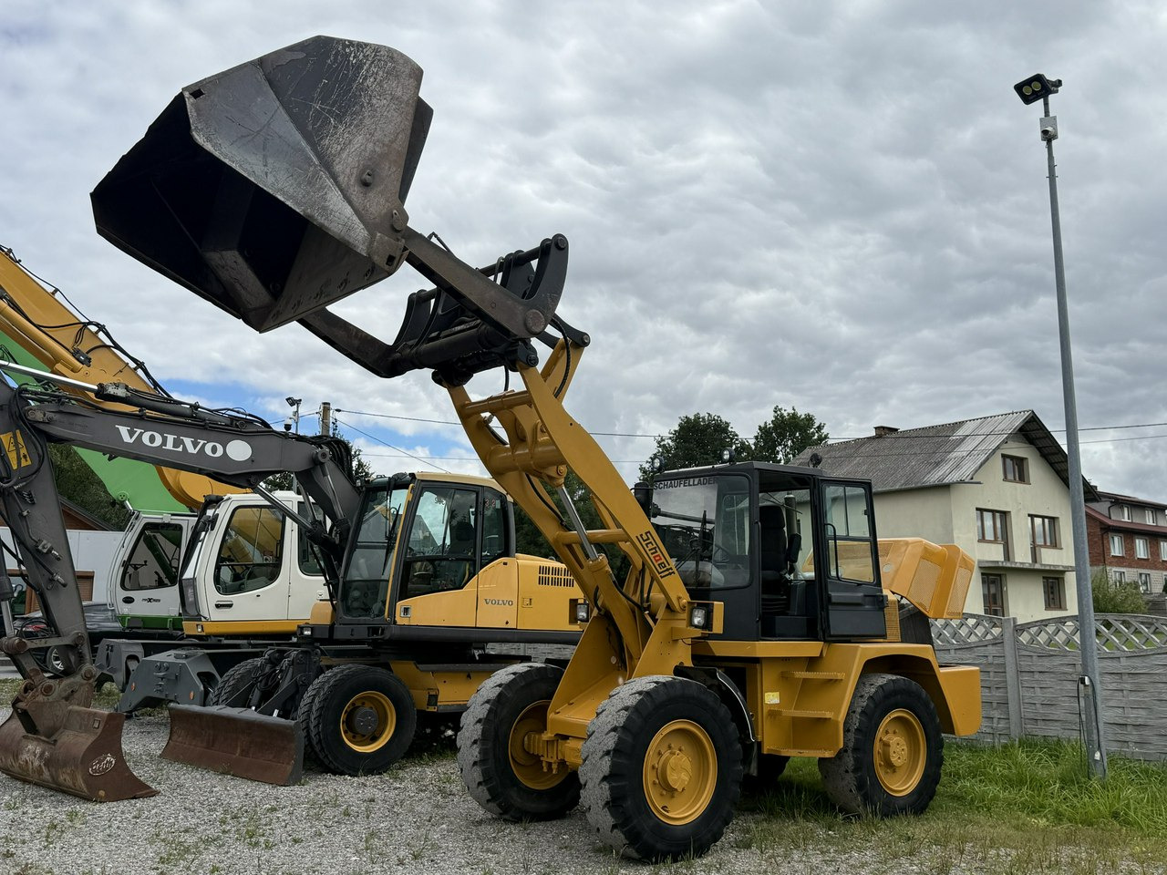 Schaeff ZL140 ZEPPELIN Chwytak do Drzewa Łyżka Wysokiego Wysypu - Wheel loader: picture 1 Schaeff ZL140 ZEPPELIN Chwytak do Drzewa Łyżka Wysokiego Wysypu - Wheel loader: picture 1