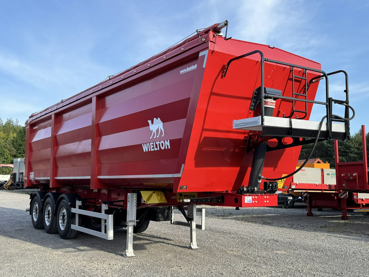 Wielton HARDOX STALOWA DO ZŁOMU 50m Oś Podnoszona Złomówka - Tipper semi-trailer: picture 4 Wielton HARDOX STALOWA DO ZŁOMU 50m Oś Podnoszona Złomówka - Tipper semi-trailer: picture 4