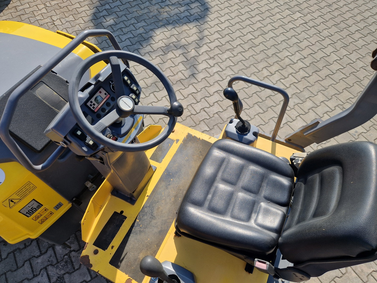 DYNAPAC CC 1300 - Roller: picture 5 DYNAPAC CC 1300 - Roller: picture 5